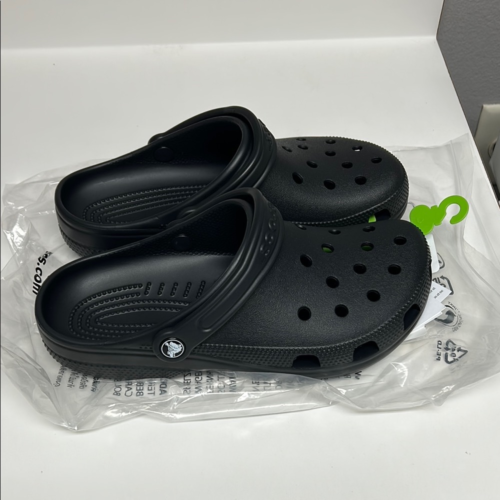 Black Crocs Classic Clogs
